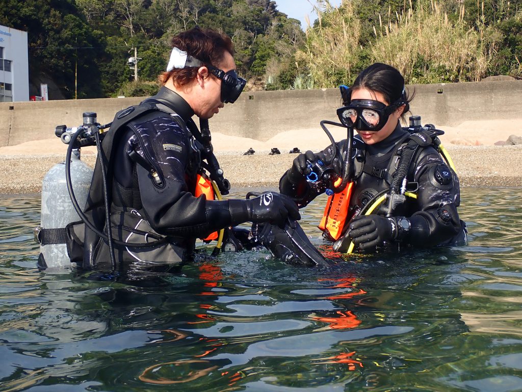 ダイビング,ライセンス講習,円月島ビーチ